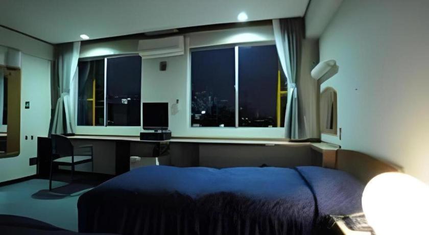 Tokyo Business Hotel Eksteriør billede